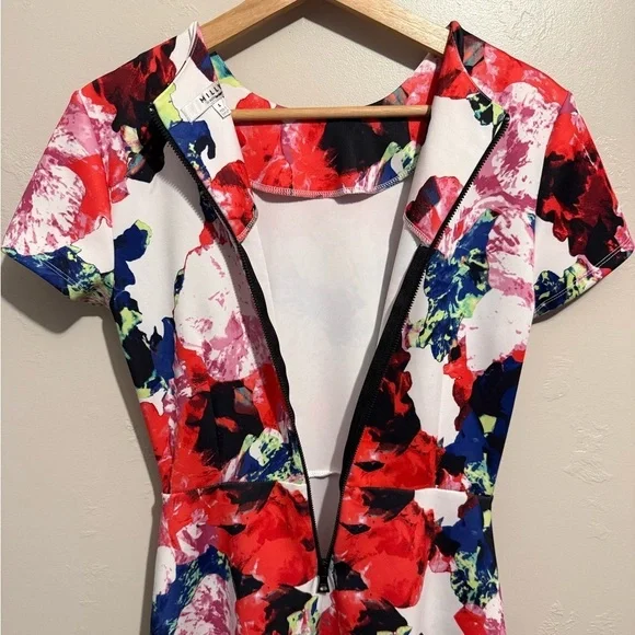 Milly Floral Print Fit and Flare Skater Dress Women’s Size 4, Colorful, Pockets - Picture 10 of 12